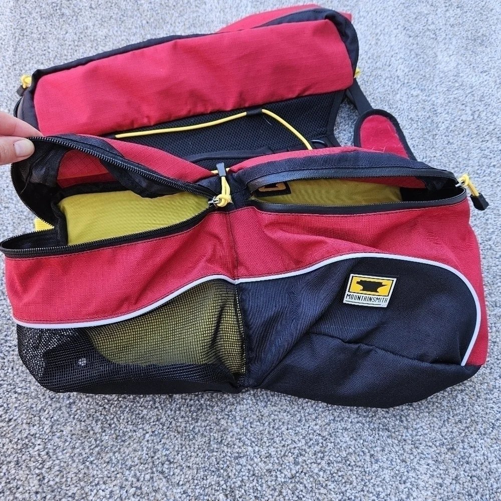 Mountainsmith Large Dog Pack SL3 Outdoor Hiking Red Backpack Adjustable Harness